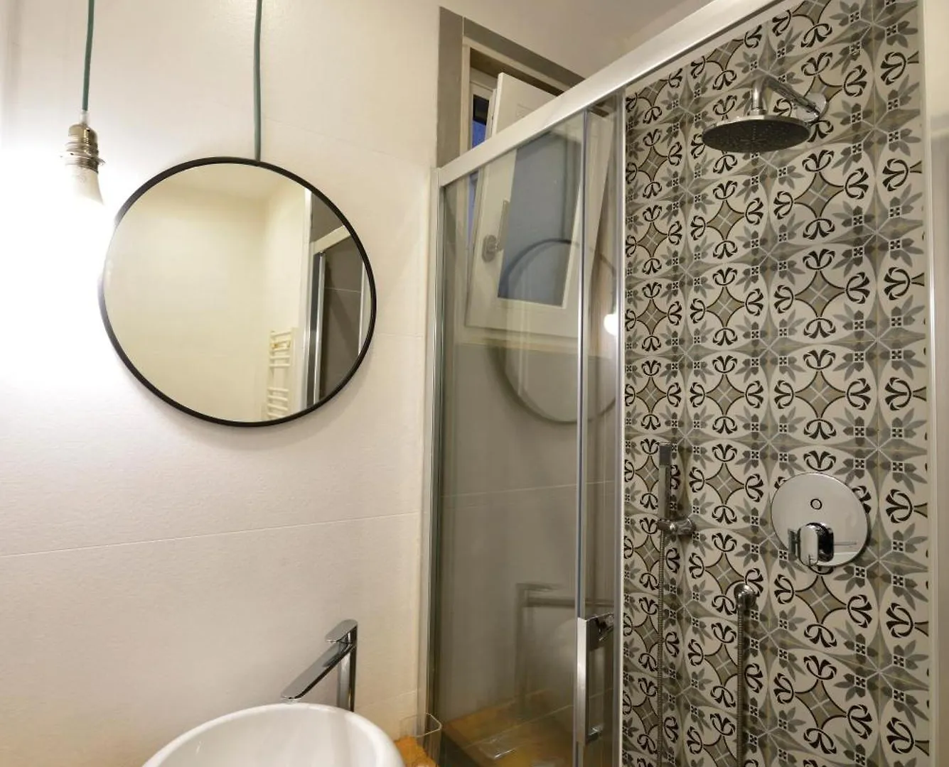 Appartamento Loft - Modern House Bari 0*,  Italia