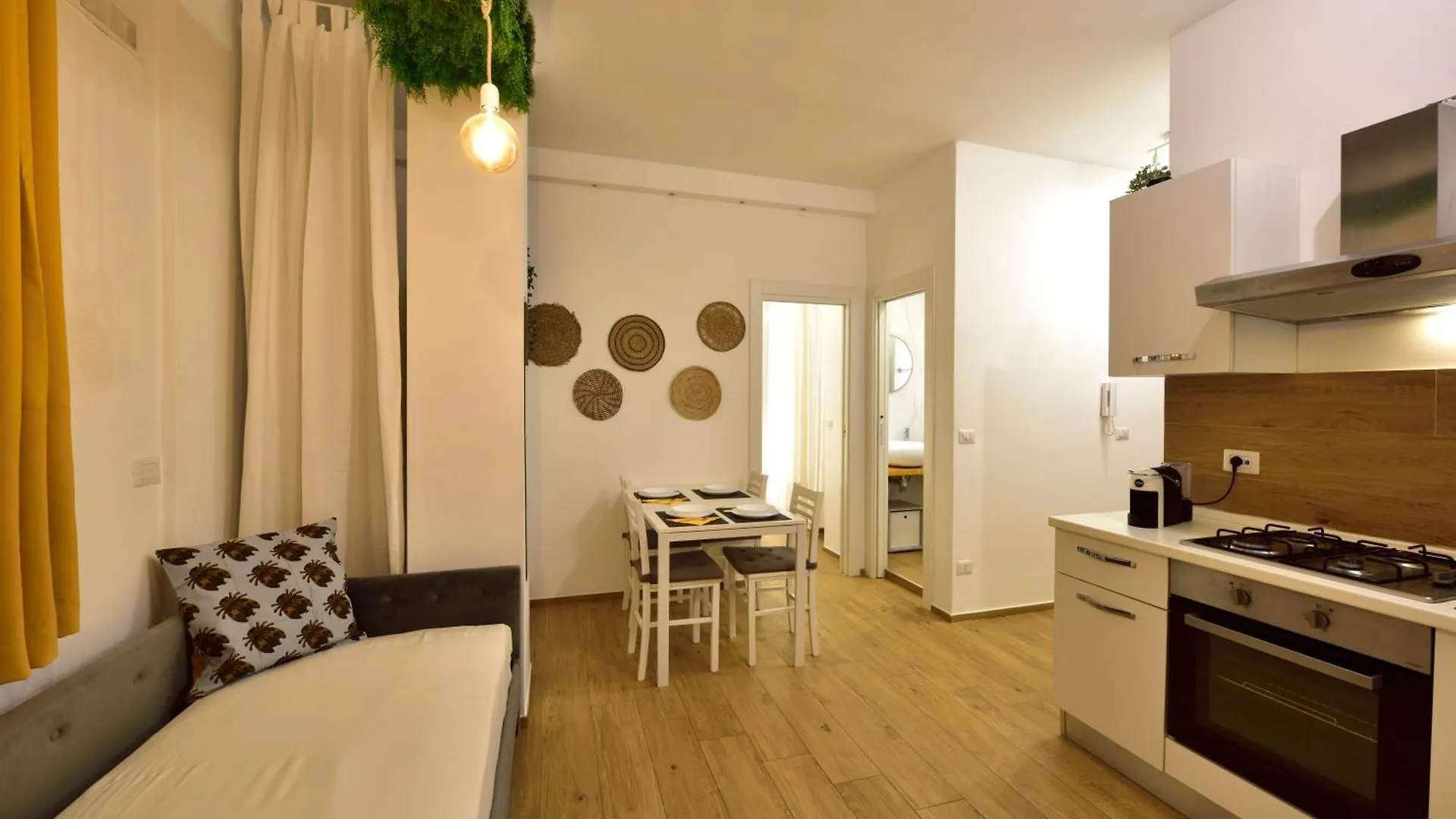 Appartamento Loft - Modern House Bari 0*,