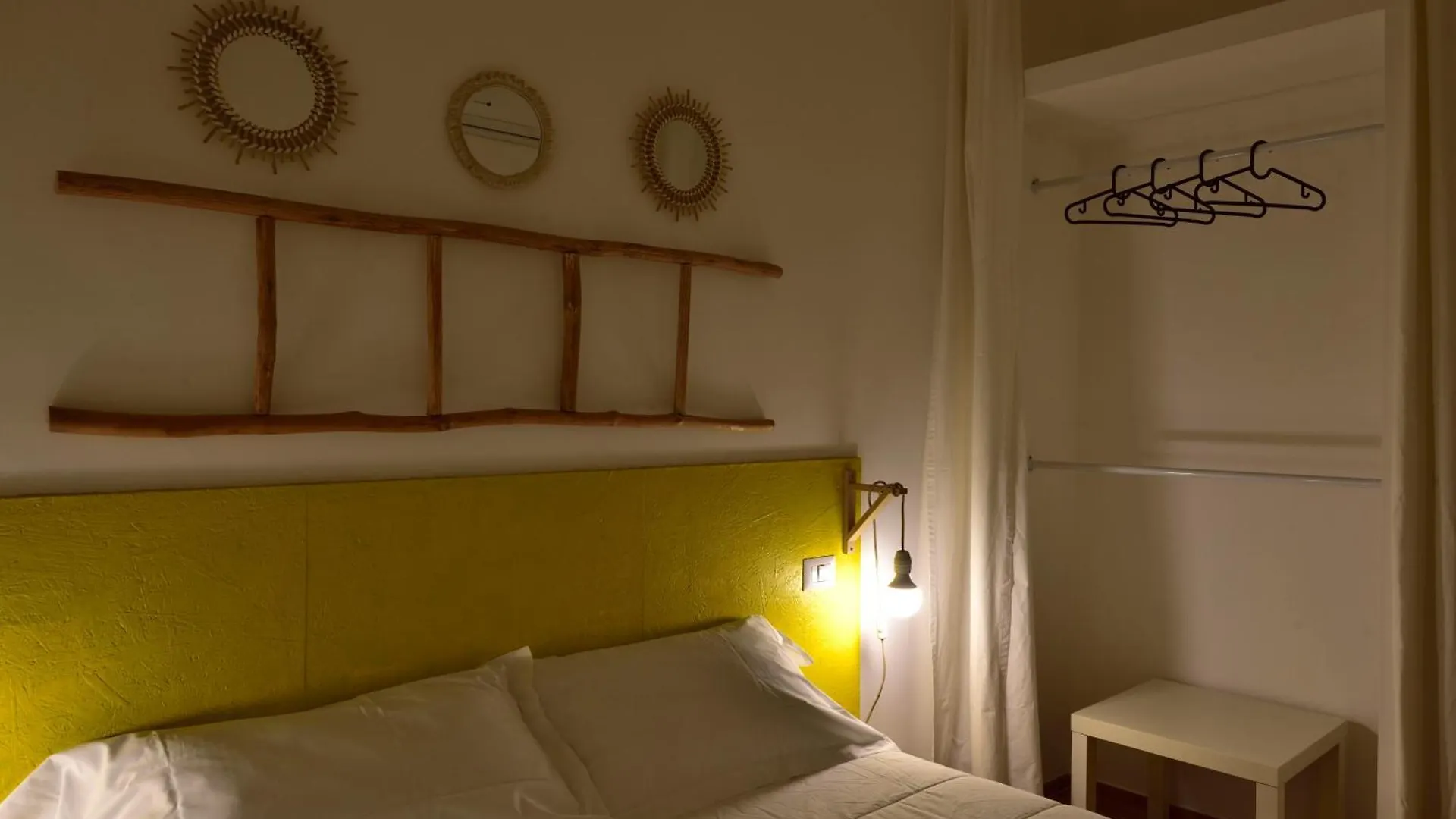 Appartamento Loft - Modern House Bari 0*,  Italia