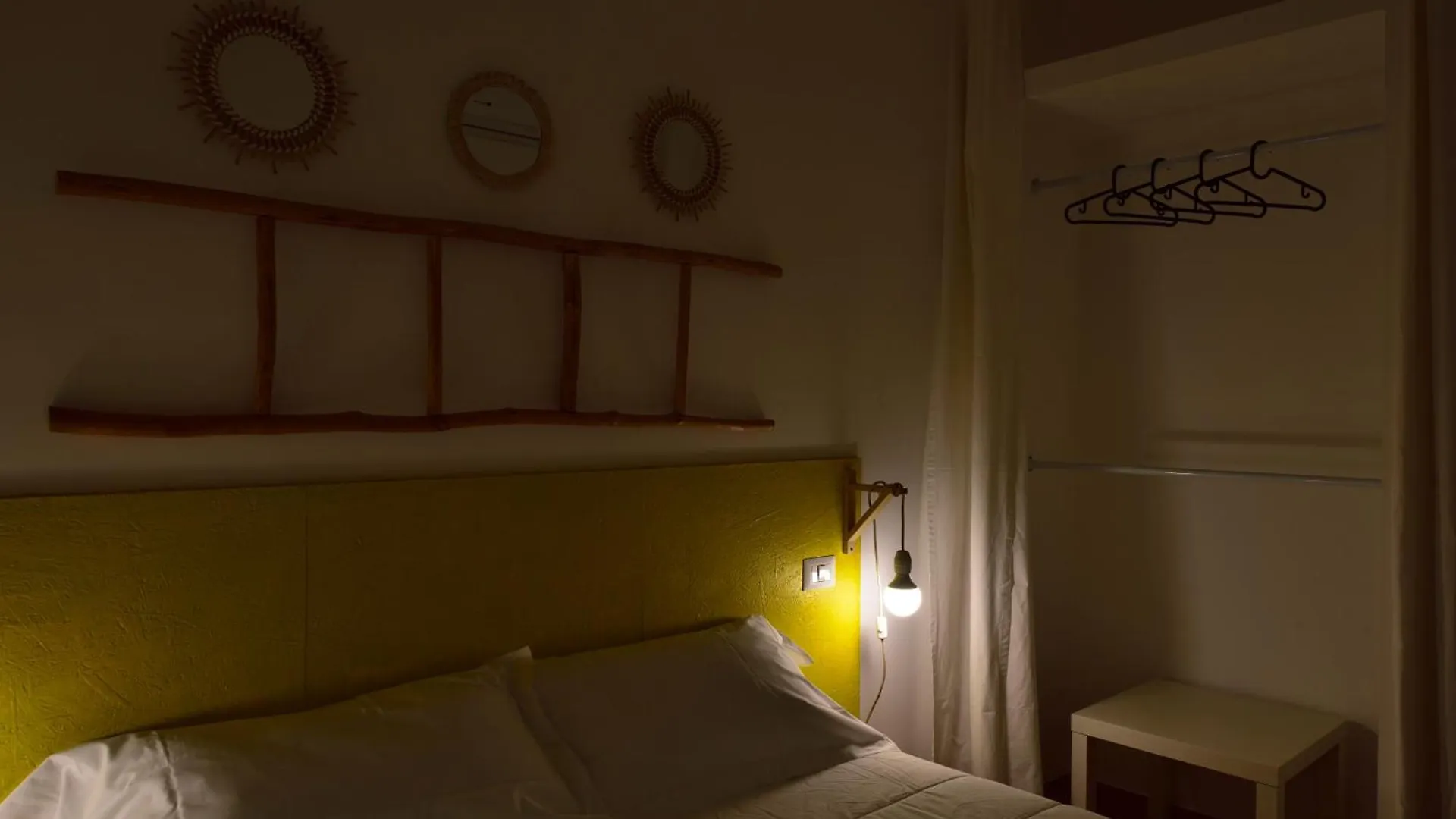 Appartamento Loft - Modern House Bari 0*,